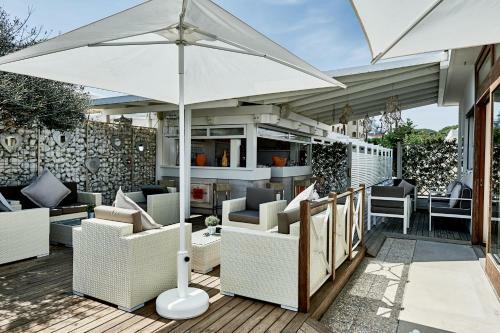 Rouge Hotel International