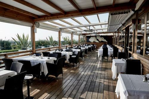Rouge Hotel International