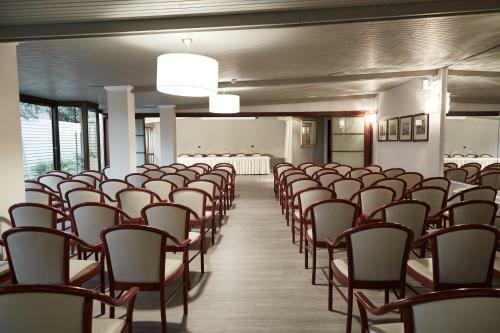 Rouge Hotel International