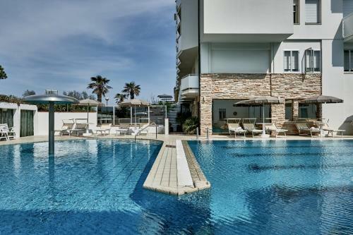 Rouge Hotel International