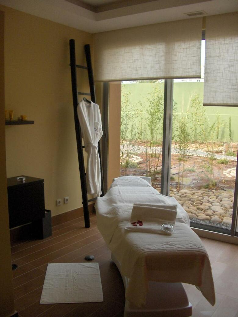 Pestana Promenade Ocean Resort Hotel