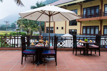 Hotel Mai Chau Lodge