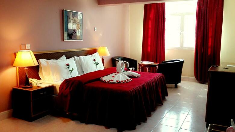 Muttrah Hotel