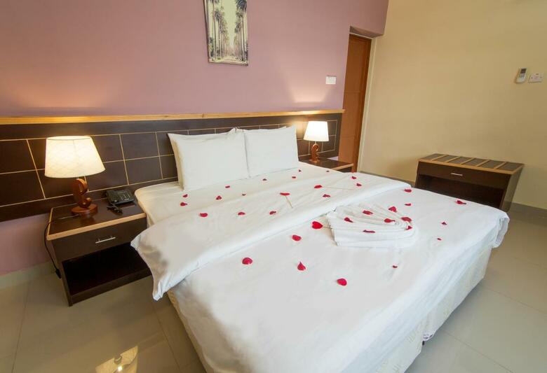 Muttrah Hotel