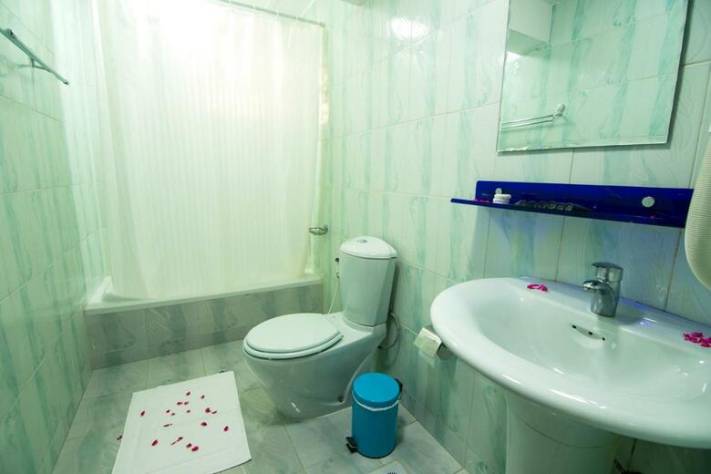 Muttrah Hotel