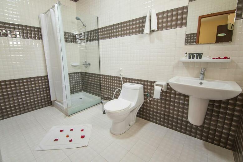 Muttrah Hotel