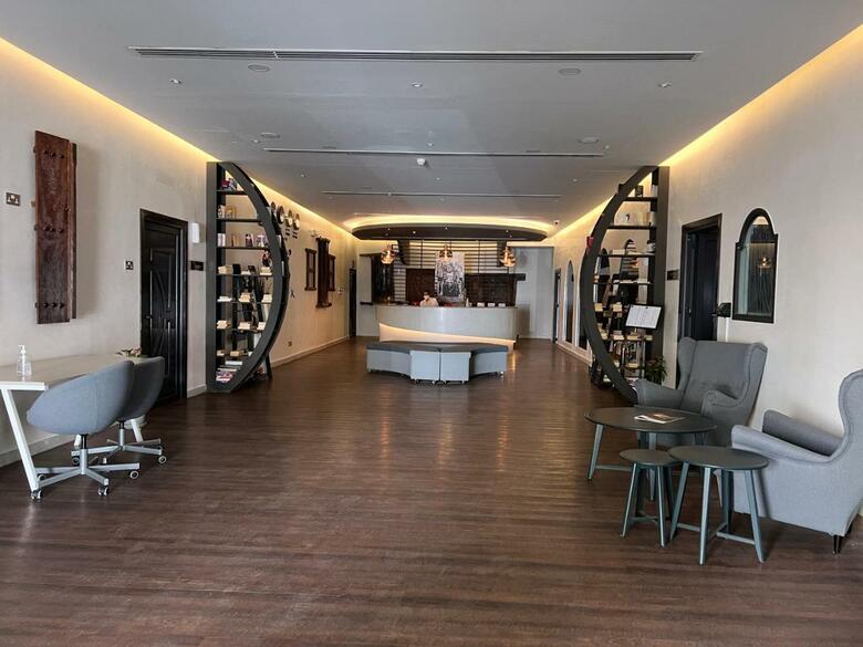 Muttrah Hotel