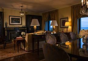 The Blackstone A Renaissance Hotel
