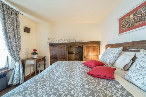Hostal Domus Antica Aosta