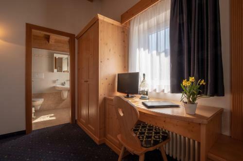 Hotel Siror