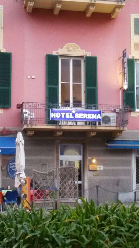 Hotel Serena