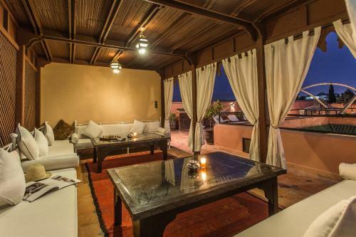 Riad Nasreen
