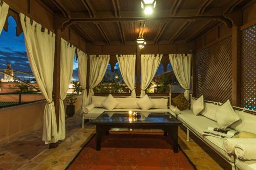 Riad Nasreen