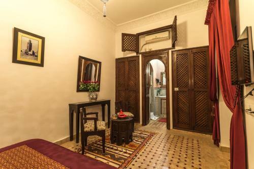 Riad Nasreen