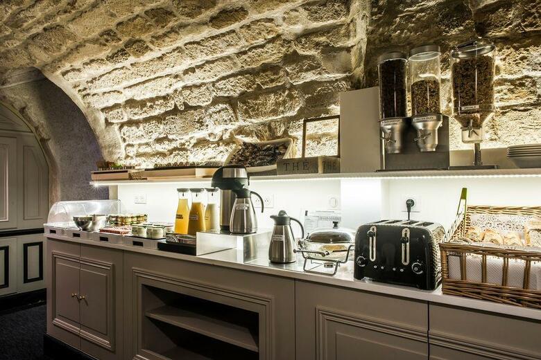 Hotel Jardin Le Br�a