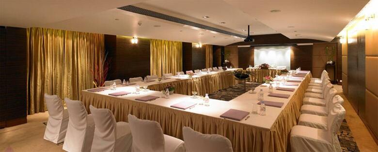 Hotel Royal Orchid Central Pune