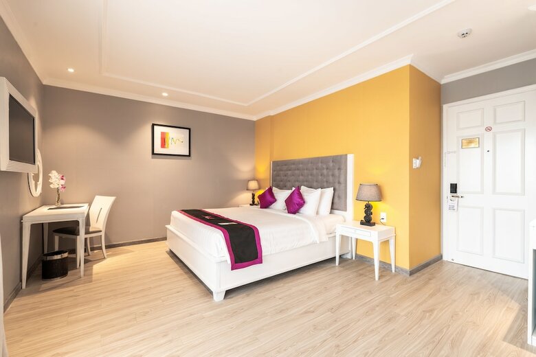 Hotel Lavender