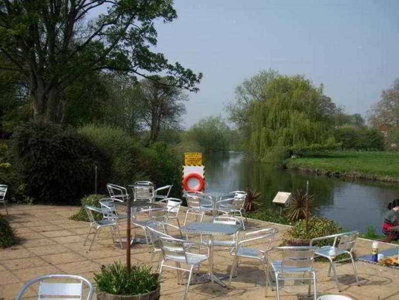 Hotel The Legacy Rose And Crown