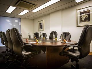 Hotel Quay West Suites Sydney