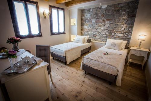 Hostal Casa Delneri