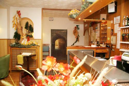 Hotel Albergo Garn� Cavento