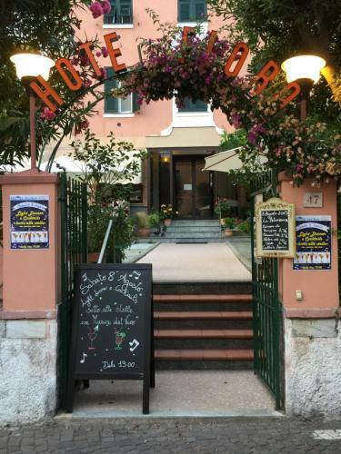 Hotel Flora