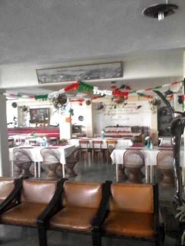 Hotel De Los Reyes