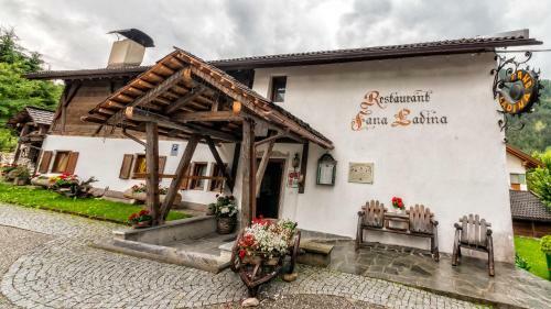 Bed & Breakfast La �cia By Fana Ladina