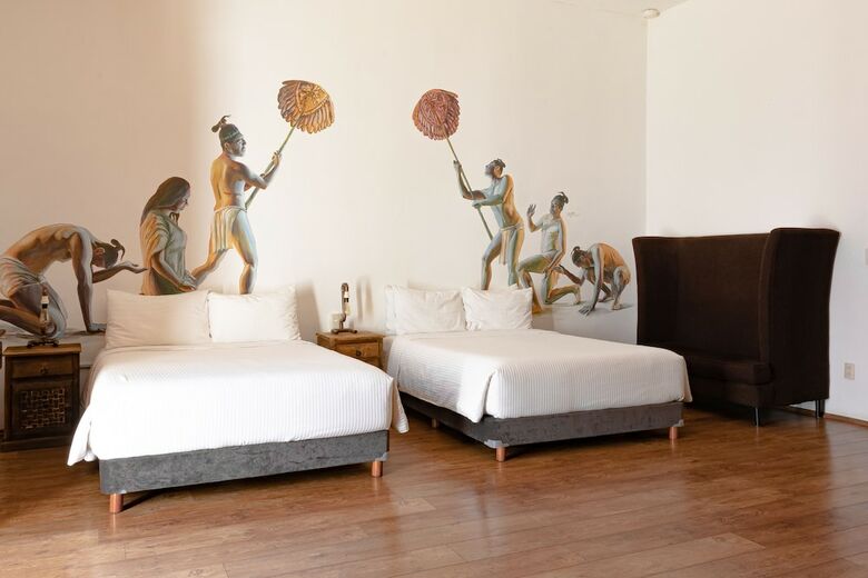 Sereno Art Hotel