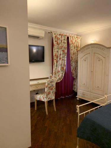 Hostal Dimora Caracciolo