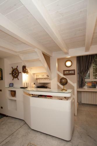 Hostal Dimora Caracciolo