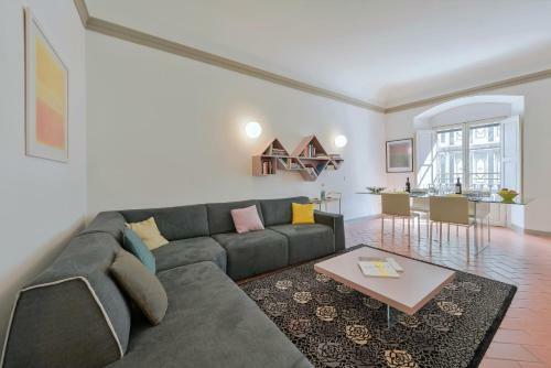 Artemisia Halldis Apartment