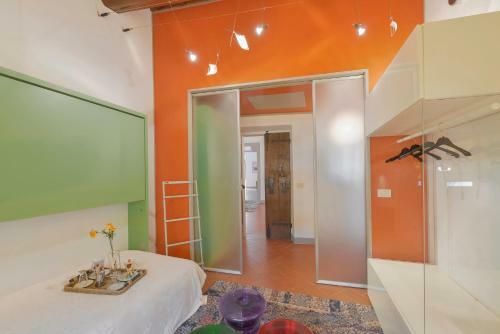 Artemisia Halldis Apartment
