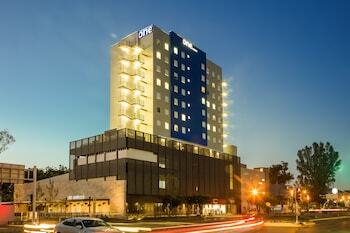 Hotel One Guadalajara Expo