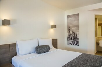 Hotel One Guadalajara Expo