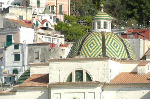 Tizi Apartments