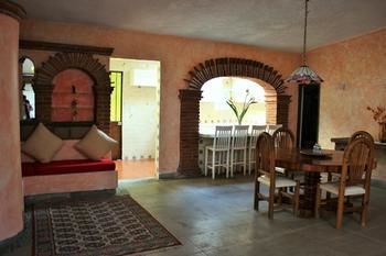 Hostal Quinta Los Pinos