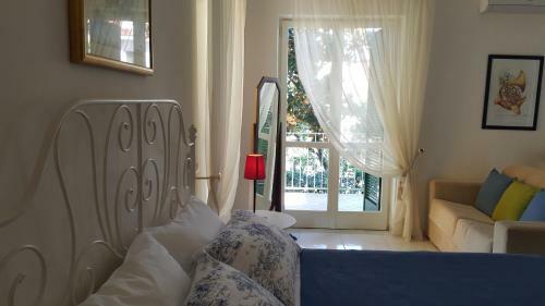 B&B Massico Apartments