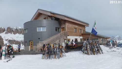 Hotel Rifugio Sass Bec�