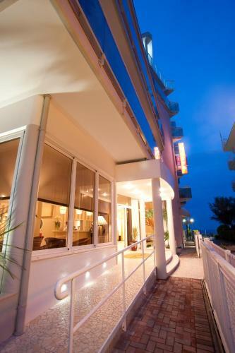 Hotel Nizza Frontemare