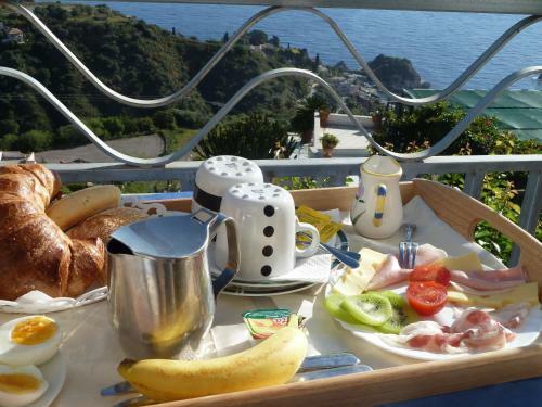 Bed & Breakfast Blue Sky House