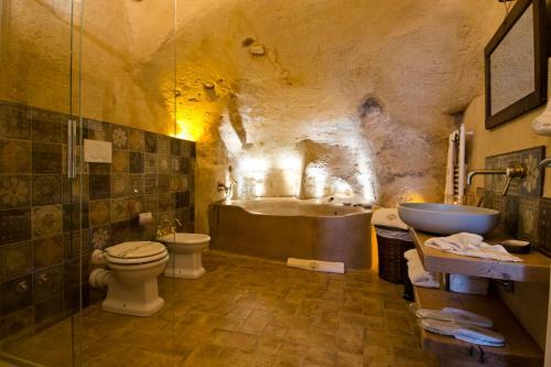 Hostal Sassisuite