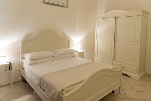 Baia Dei Mergoli Hotel