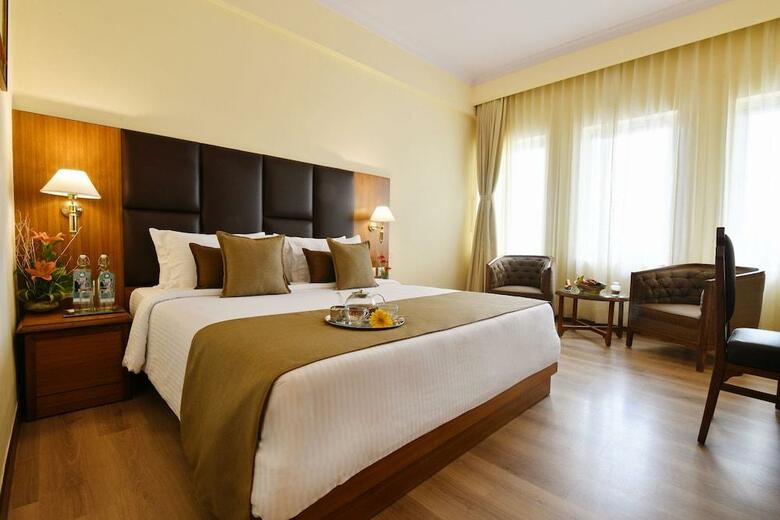 Hotel Peerless Inn