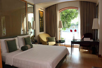 Hotel Trident