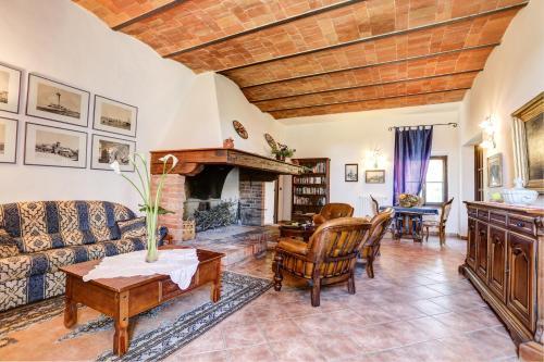 Villa Agriturismo Podere Giuncarelli