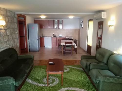 Apartments Villa ?u?uk
