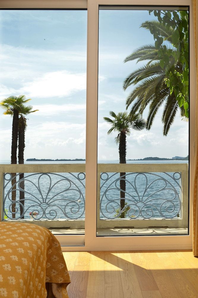 Hotel Monte Baldo E Villa Acquarone