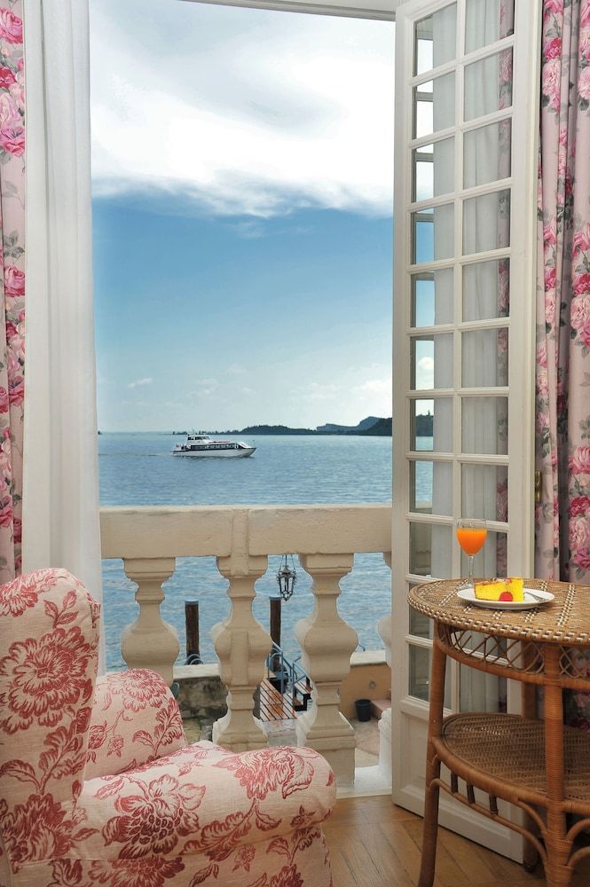 Hotel Monte Baldo E Villa Acquarone