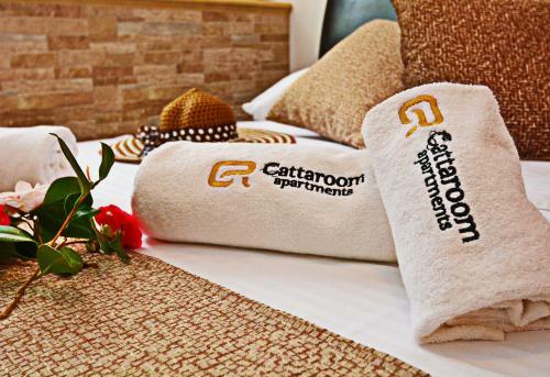 Cattaroom Apartments